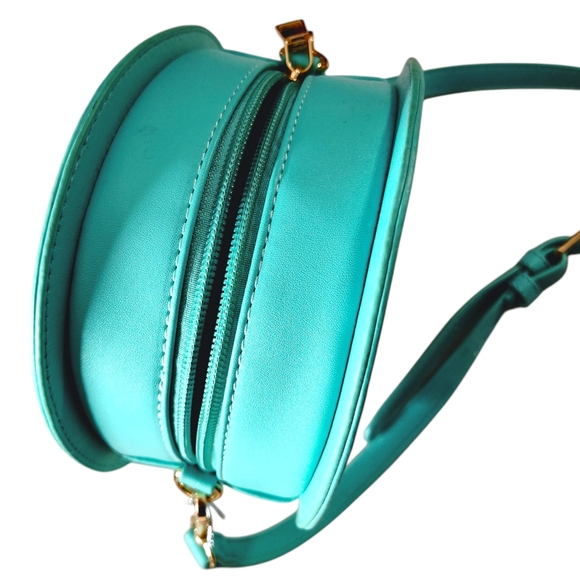 Retro Tamagotchi Style Crossbody Bag- Dog - Bewaltz - Womens or Girls - Picture 6 of 8